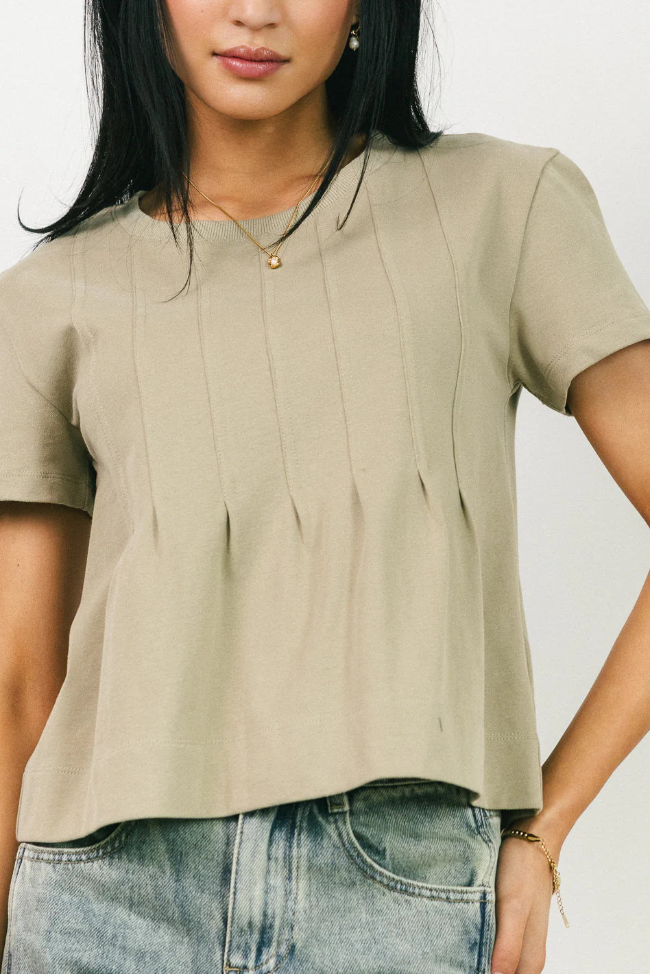 Cattelain Pleated Top in Olive