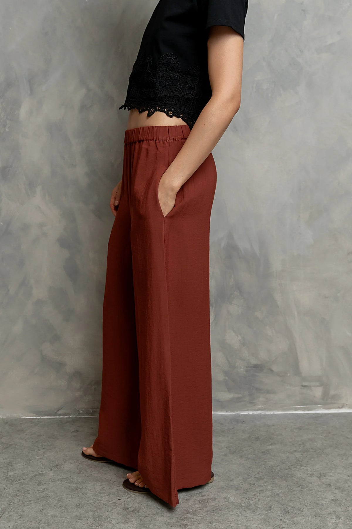 Lee Wide Leg Pants in Brick