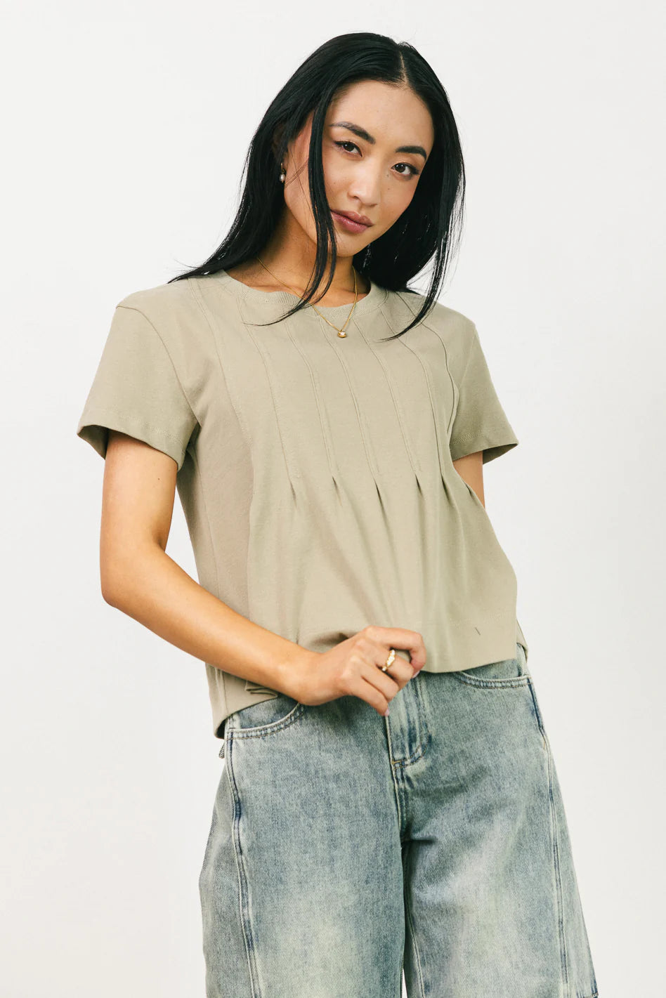 Cattelain Pleated Top in Olive