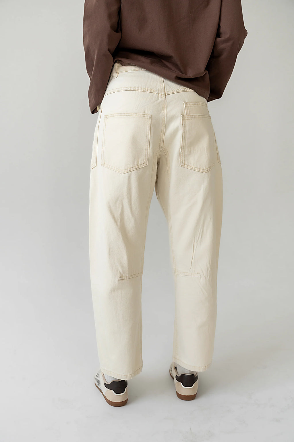 Jocelyn Barrel Jeans in Cream