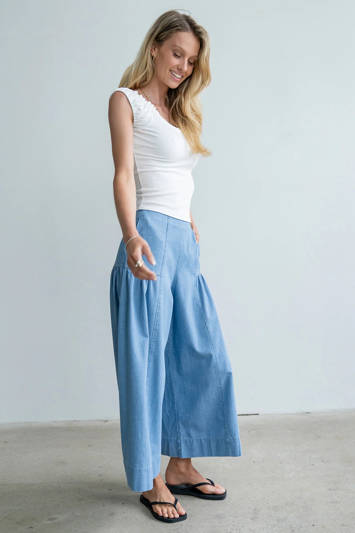 Kali Cropped Wide Leg Pants